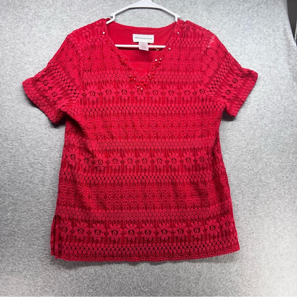 Alfred Dunner Red Floral Lace V-Neck Short Sleeve Top